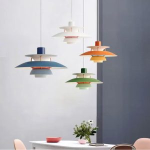 Plafonnier suspendu au design danois