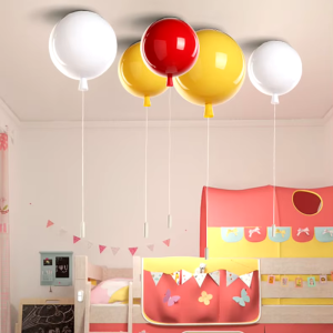 Plafonnier coloré en forme de ballon